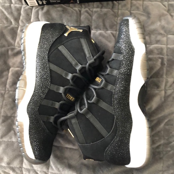 Woman’s air Jordan 11 retro prem HC - Picture 2 of 7